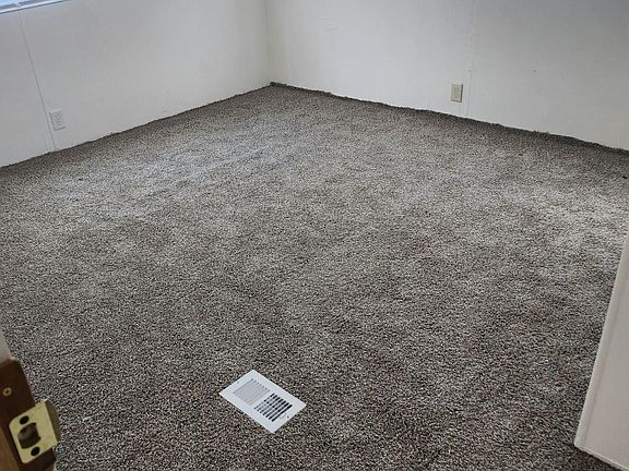 3rd image of 2621 W 20th St