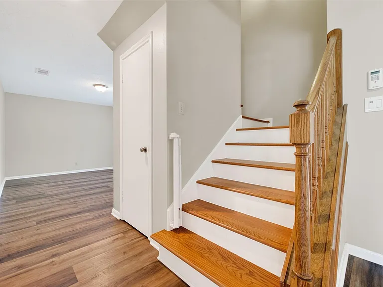 18111 Shireoak Dr — Photo 26