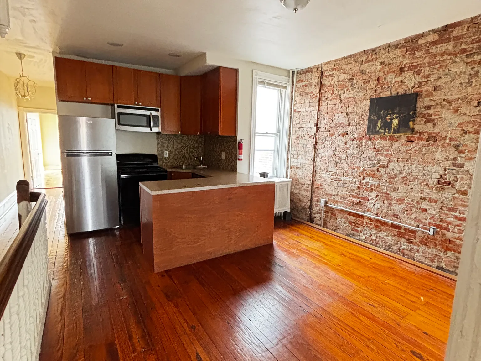 3 bed, 1500 sqft, $1,800 — Photo 2