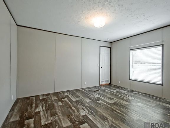 5th image of 30776 Weiss Rd