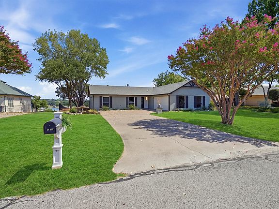 3rd image of 5123 Fairway Cir