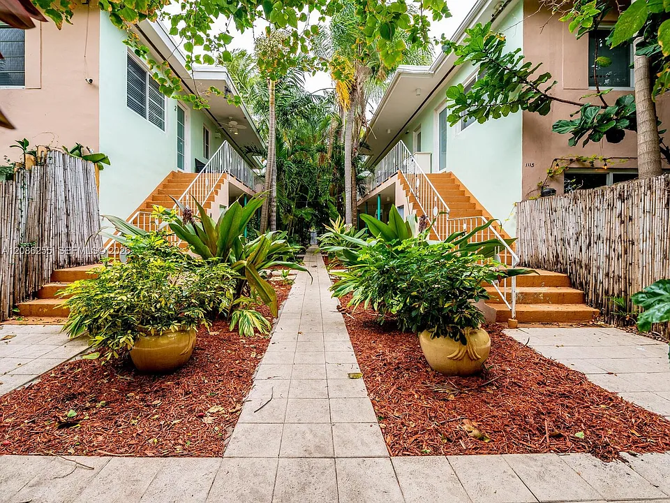 1127 Meridian Ave #7
