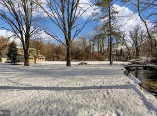 1000 Willowbrook Dr, Chambersburg, PA 17202