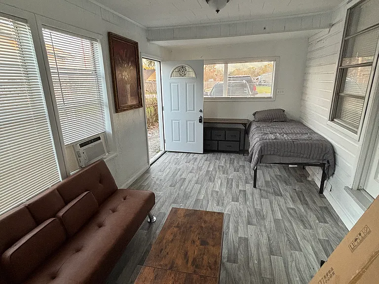 3122 Western Ave #1 — Photo 52