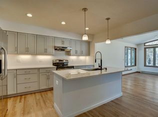 6622 Inner Dr, Madison, WI 53705