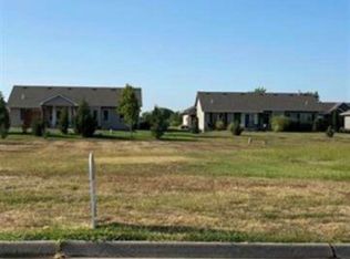 625 Goldspike, Newton, KS 67114