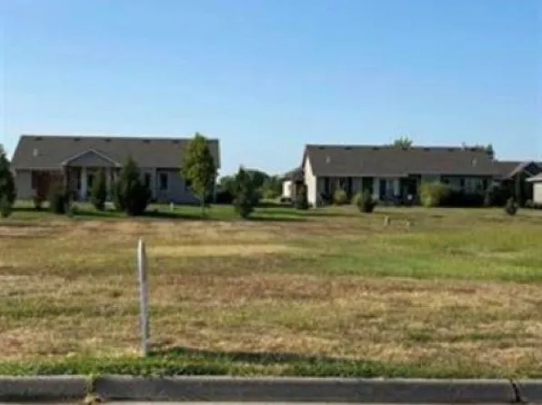 625 Goldspike, Newton, KS 67114