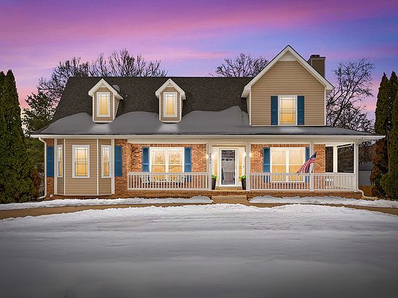 3rd image of 3935 Stella Dr