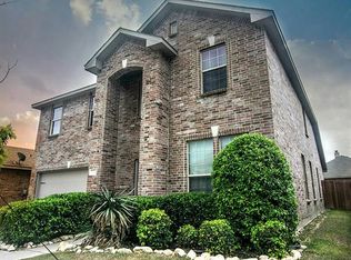 5821 Deck House Rd, Fort Worth, TX 76179