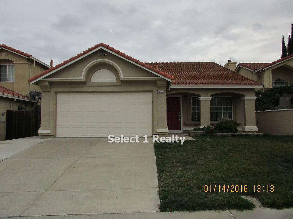 1st image of 2226 Woodhill Dr