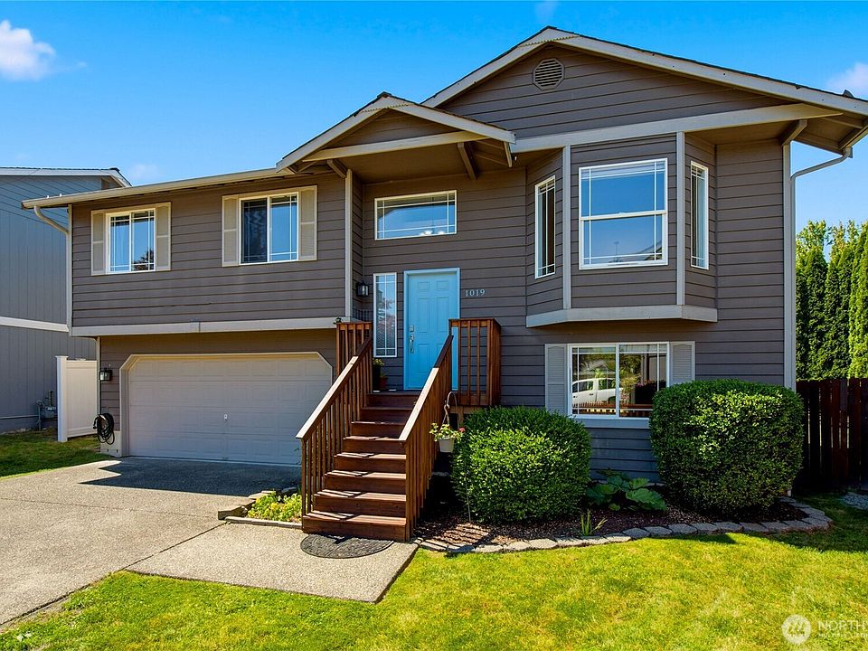 1st image of 1019 Hiatt Court