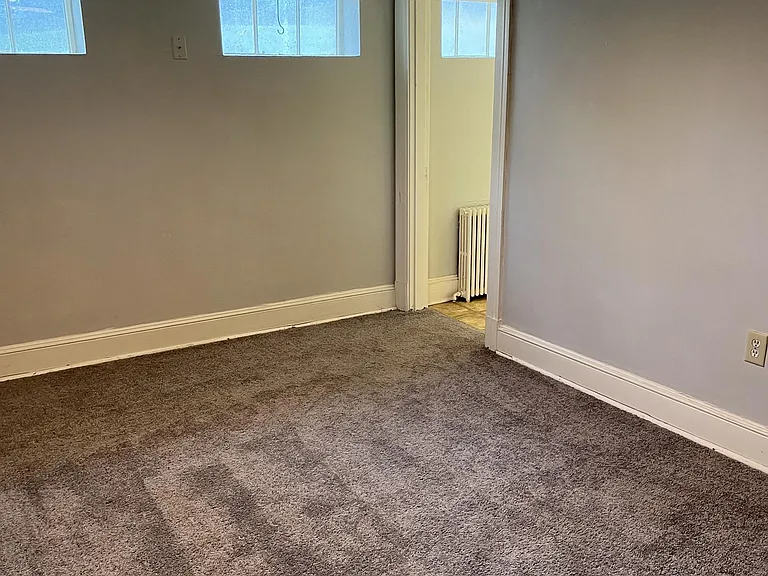 211 W Leicester St #5 — Photo 10