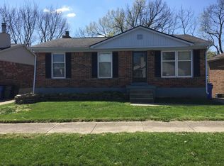 3409 Royal Wood Rd, Lexington, KY 40515
