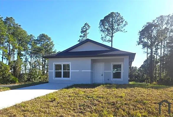 2 bed, 968 sqft, $1,600 — Photo 1