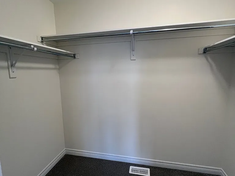 205 Broadacre Dr — Photo 14