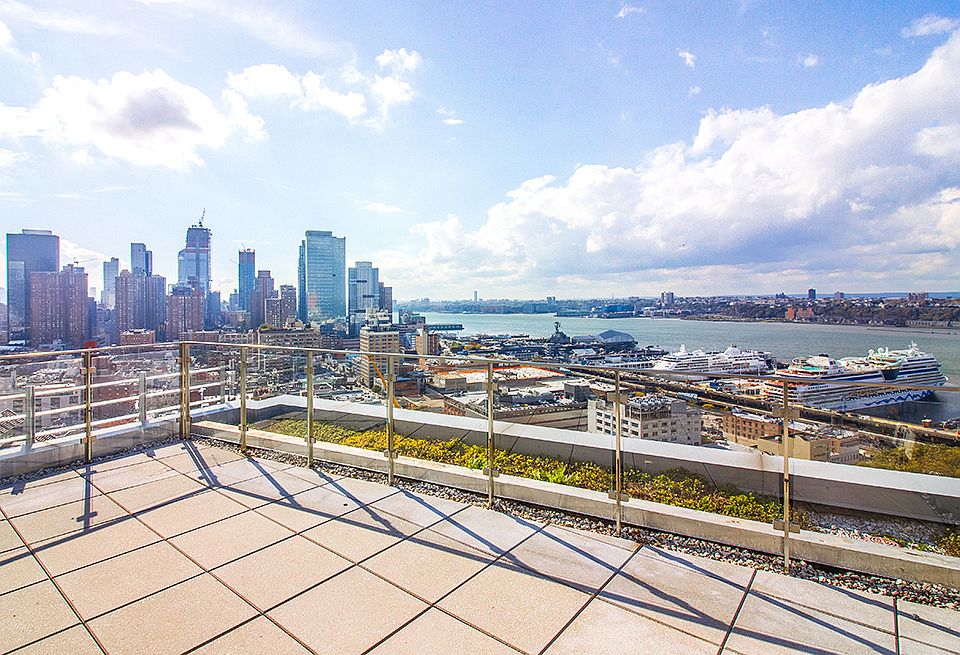 1st image of 554 W 54th St #25P