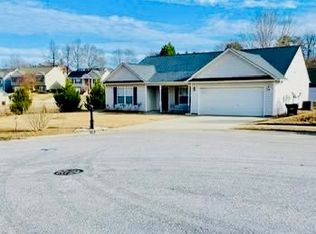 18 Pondsbury Ct, Taylors, SC 29687