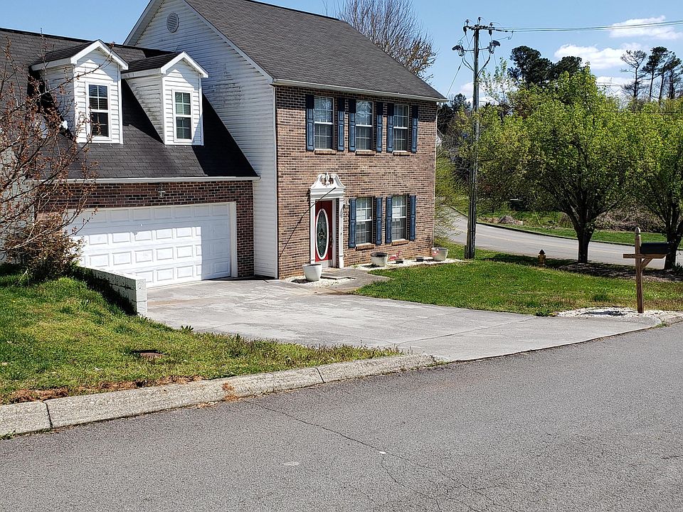 1st image of 772 Settlers Pond Way