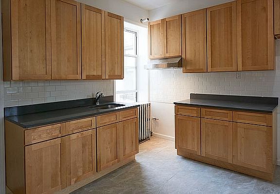5th image of 34-13 11th St #3F