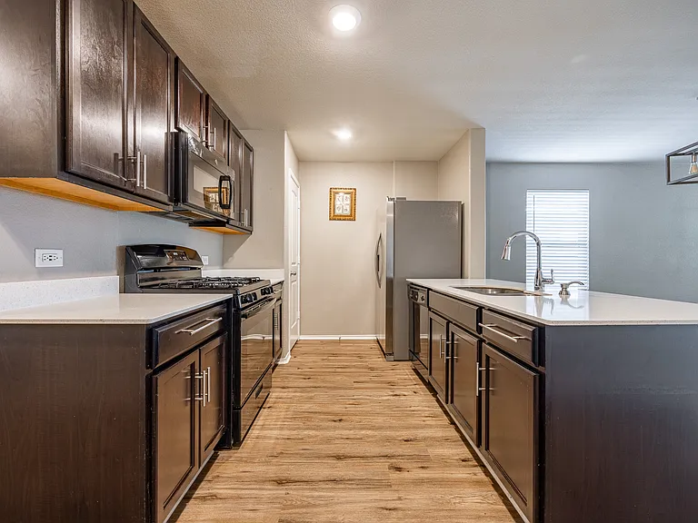 5661 McClelland St — Photo 17