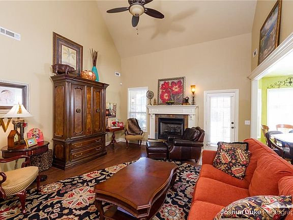 2nd image of 1898 S Doral Dr