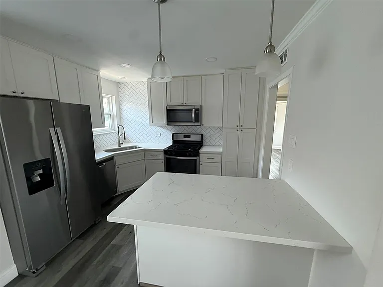 8714 Ilona Ln #6 — Photo 10