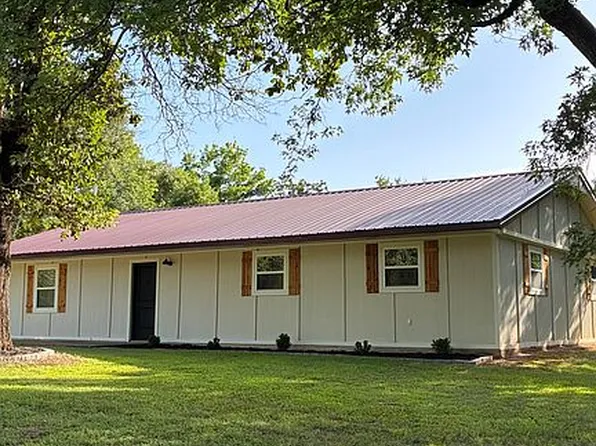 105778 S 4310th Rd, Checotah, OK 74469