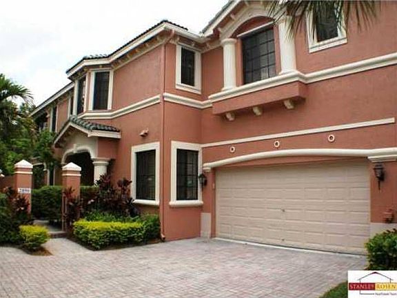 2nd image of 2890 Kinsington Cir