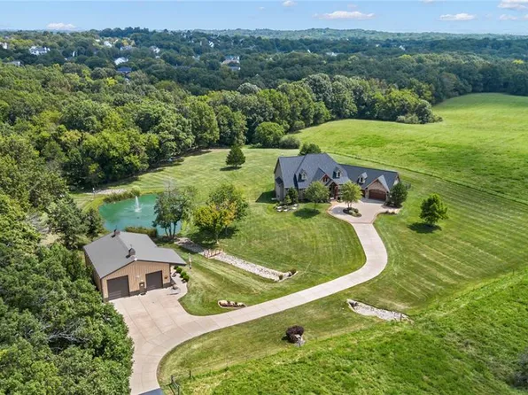 570 Patriotic Trl, Weldon Spring, MO 63304