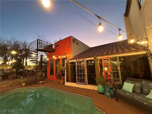 1001 Calico Ridge Dr, Henderson, NV 89011