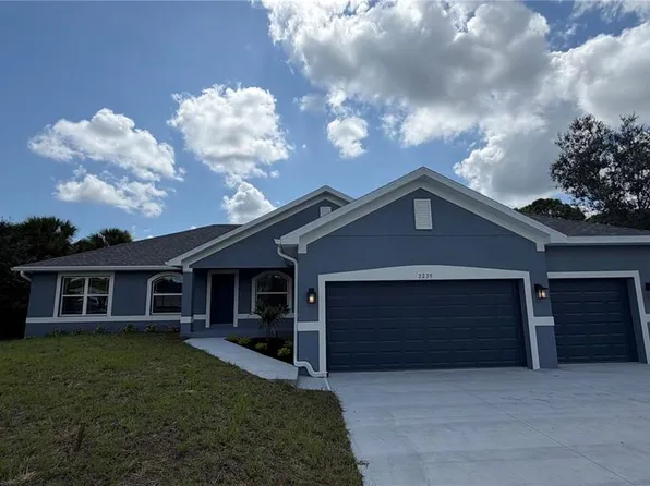 2239 N Biscayne Dr, North Port, FL 34291