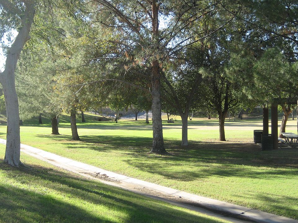 1st image of 10448 E Cannon Dr