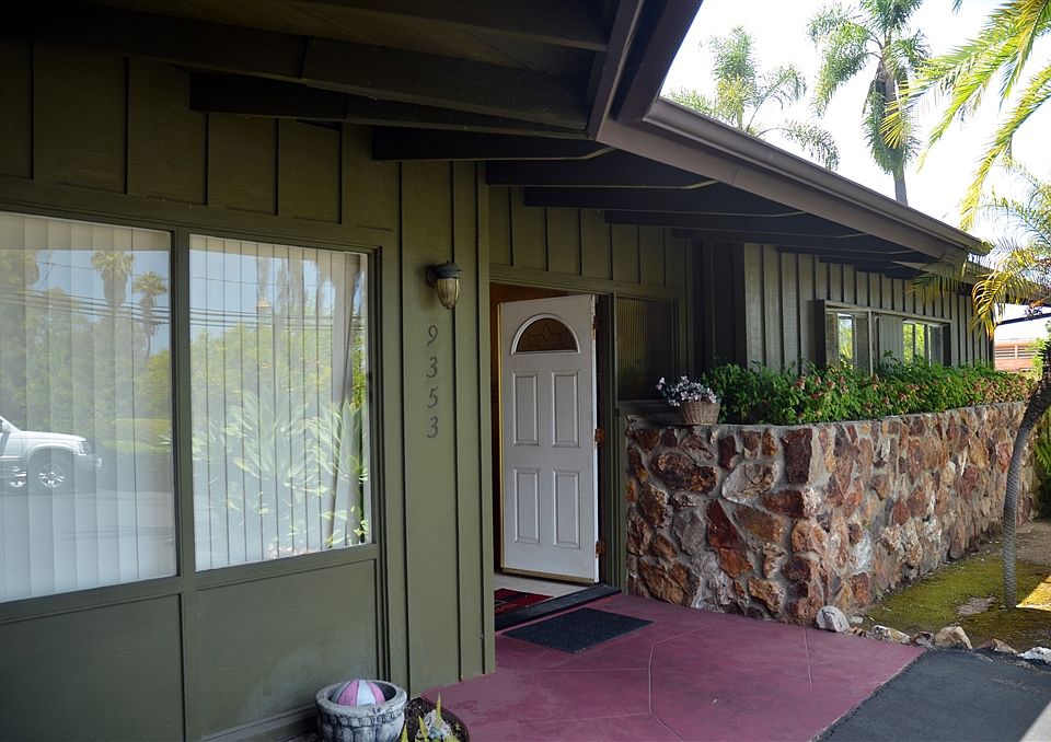 1st image of 9353 Lemon Ave