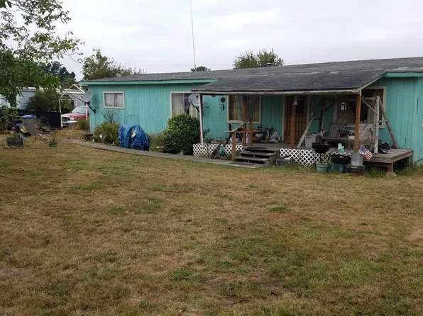 1780 Rohnerville Rd, Fortuna, CA 95540