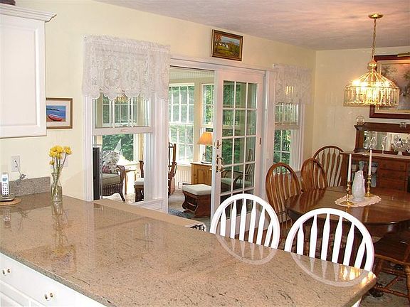 5th image of 44 Pheasant Cove Cir
