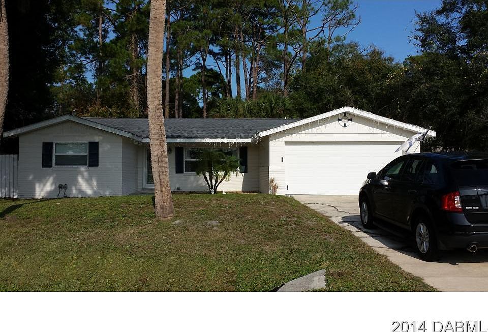 1st image of 405 Calle Grande St