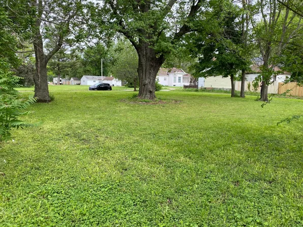 306 N Pear St, Shenandoah, IA 51601
