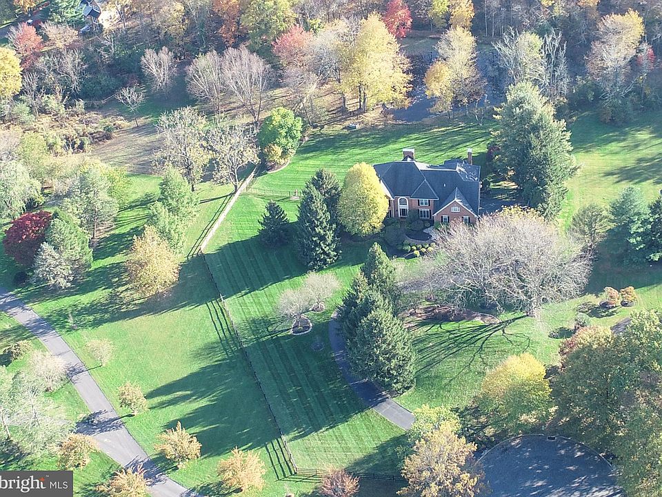 107 Whisper Wood Ct, Wrightstown, PA 18940 Zillow