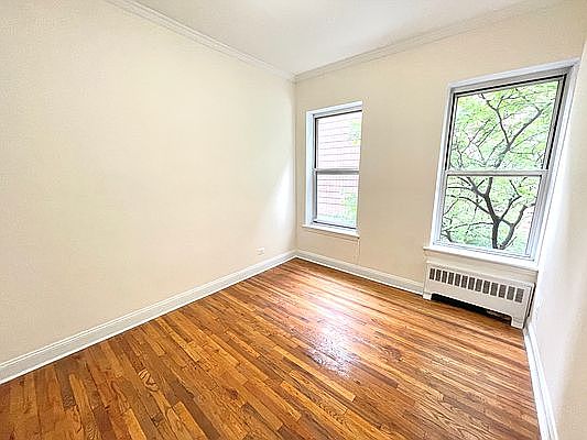 4th image of 107 W 68th St #4EW