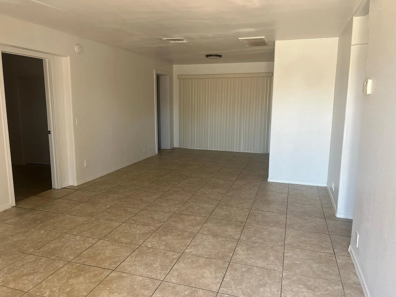 4 bed, 1519 sqft, $2,100 — Photo 4