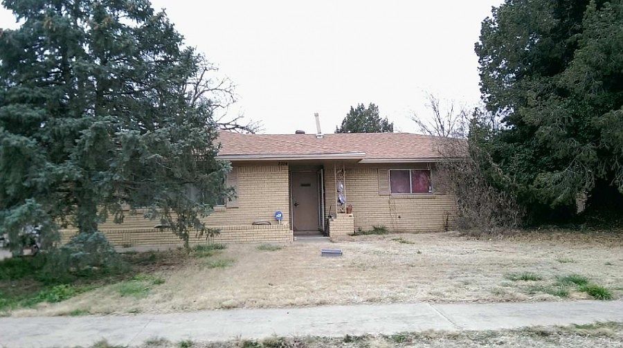 1st image of 2204 Berkley Dr
