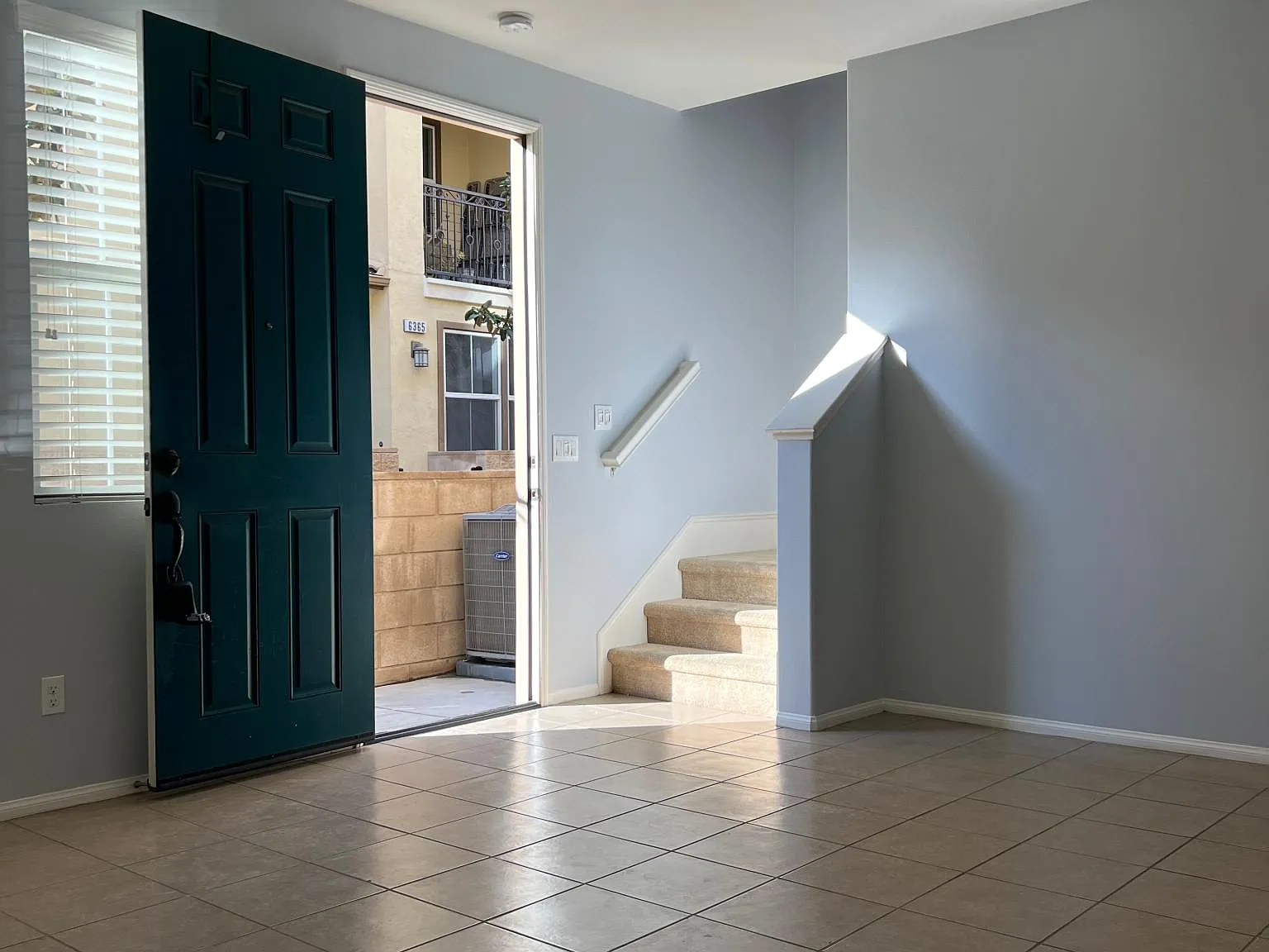 3 bed, 1750 sqft, $3,200 — Photo 4