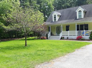 555 Quinapoxet St, Jefferson, MA 01520