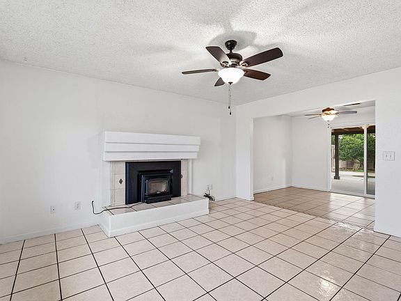 5th image of 237 E Modoc Avenue