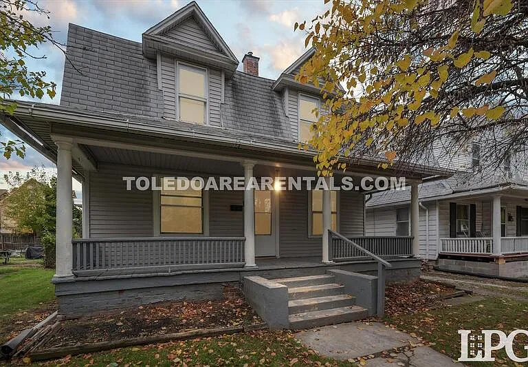 2907 Rockwood Pl — Photo 1
