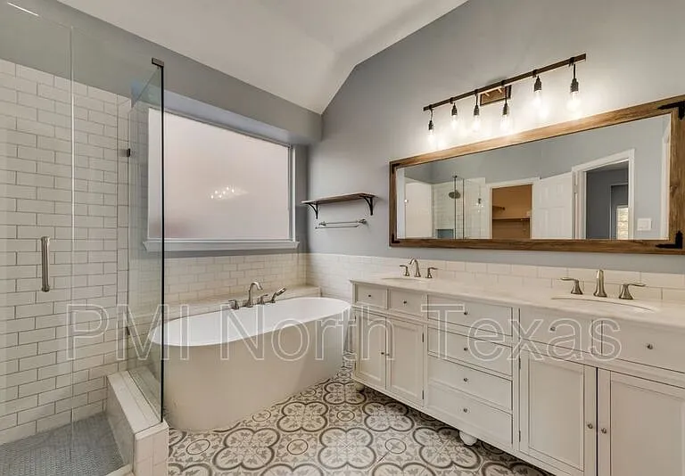 6000 Charleston Dr — Photo 13