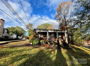 603 9th St NW #601B, Hickory, NC 28601