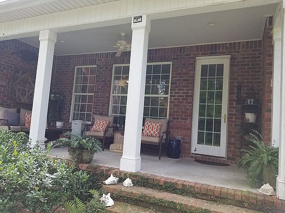 Nice backporch 