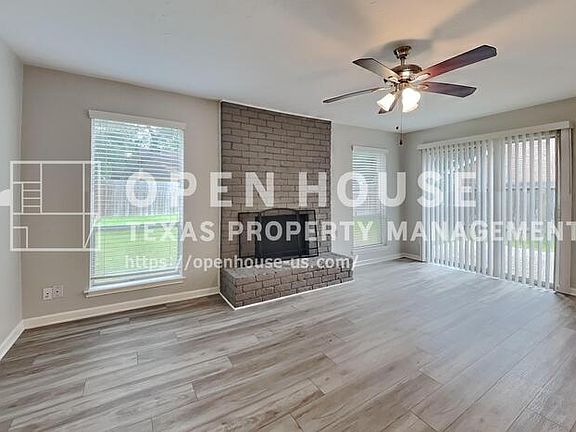 3rd image of 1070 Red Rock Canyon Dr