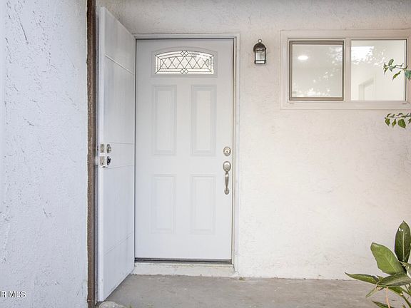 2nd image of 11460 Laurel Canyon Blvd